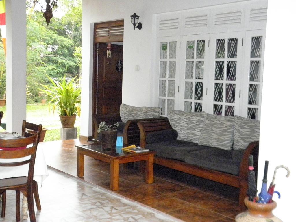 קטאגואסטוטה Villa Begonia מראה חיצוני תמונה